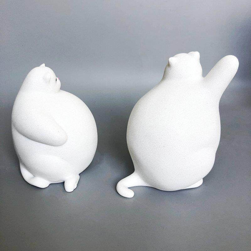 创意桌面猫书靠笔插客厅办公室桌面装饰品书房书柜摆件树脂工艺品