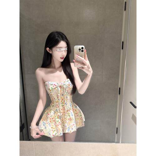 LookTiTi法式甜美碎花蝴蝶结抹胸连衣裙女夏季超好看收腰花苞短裙