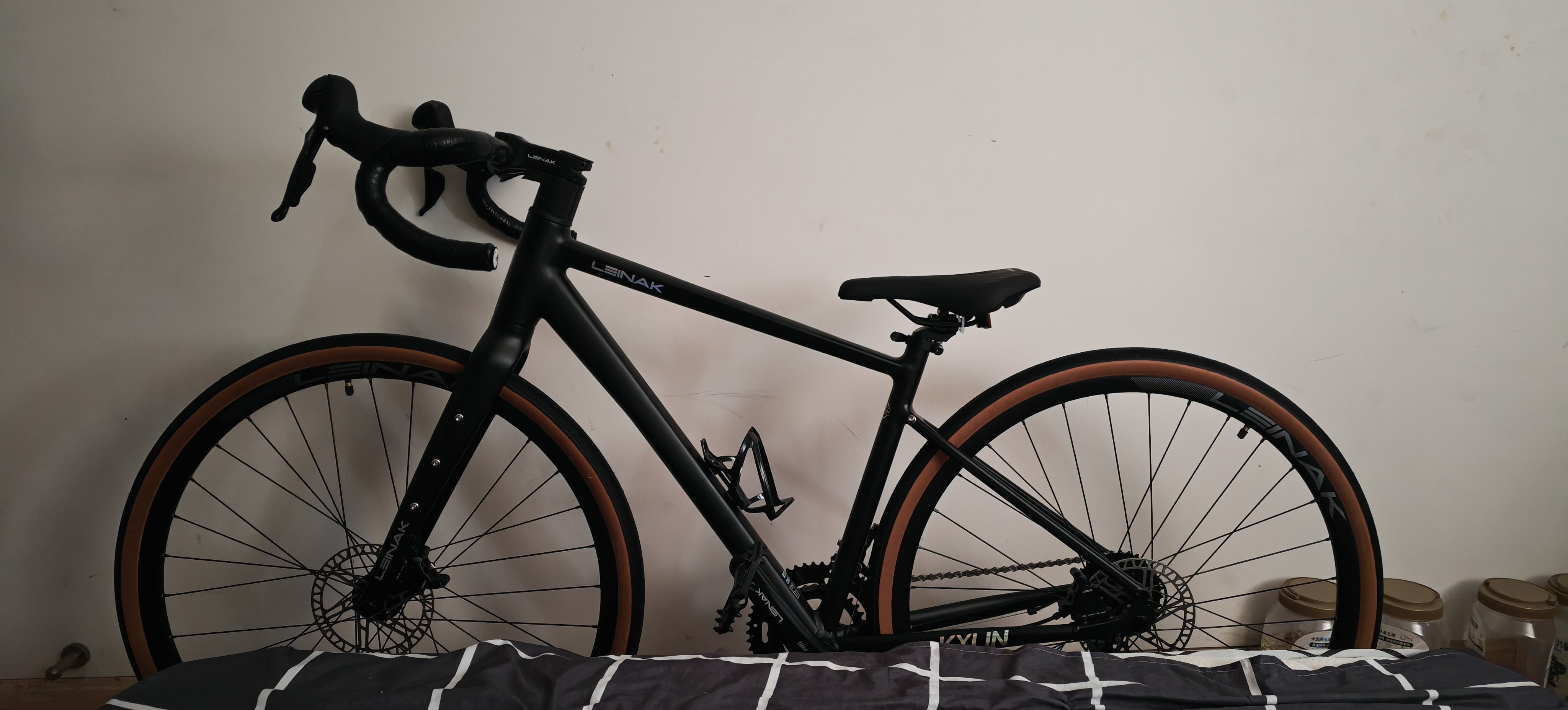Гравийный велосипед Lanak Kirin 2.0 (Gravel), Shimano 16 скоростей, гидравлические тормоза, рама 6061, туринг photo review