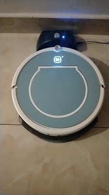 海尔SWR-T320和石头T61扫地机器人哪个好，优缺点区别是？