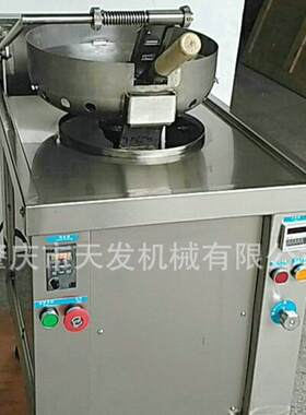 仿人手掂锅自动炒饭机自动抛锅炒饭炒菜炒粉炒面机