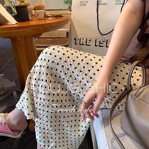 法国rouje chic高级感白色褶皱波点半身裙女夏季高腰中长版a字裙