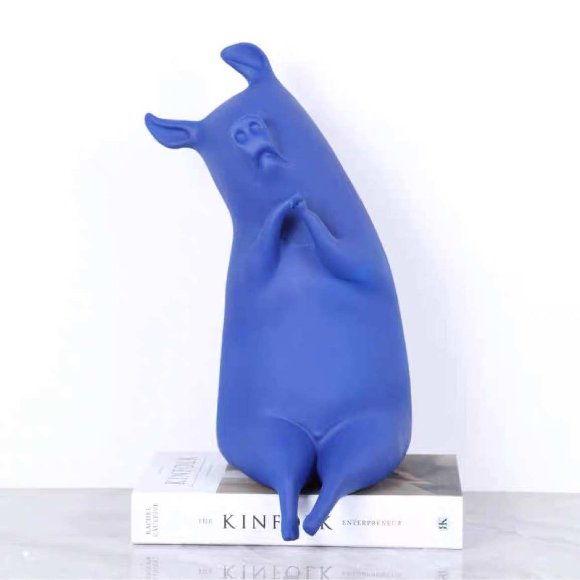 现代卡通创意电镀小猪雕塑摆饰售楼处样板间软装饰儿童房简约摆件