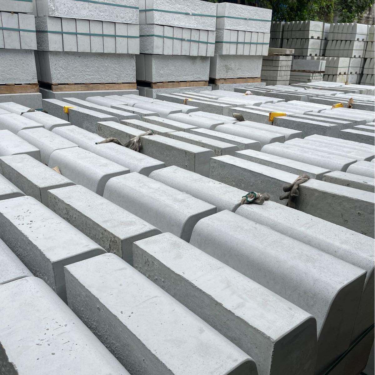 混凝土路沿石路侧石平石马路牙子市政道路建设厂家水泥沿石