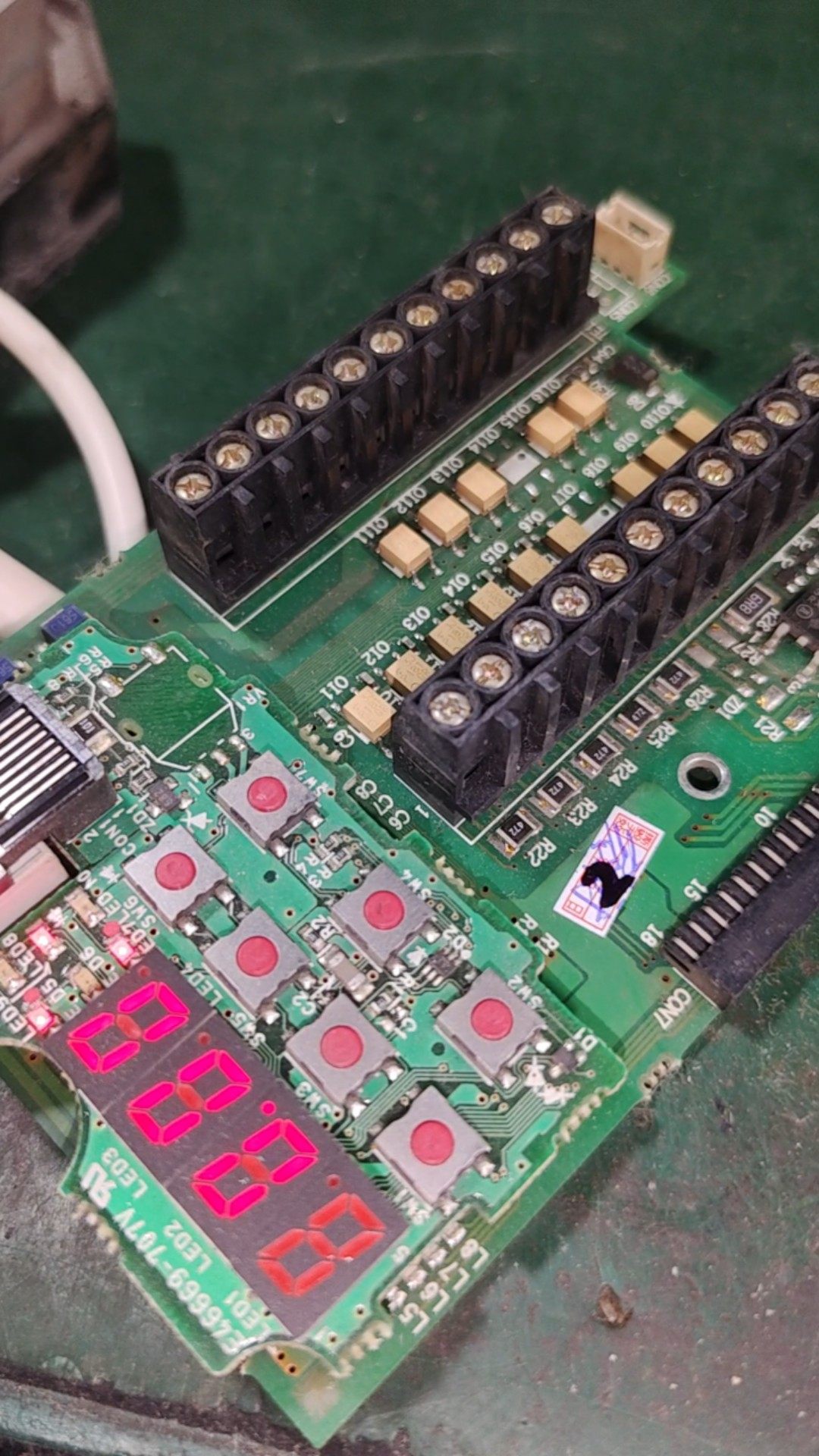 E54HA1.5/2.2C。E54HA1.5C-D。三菱变频