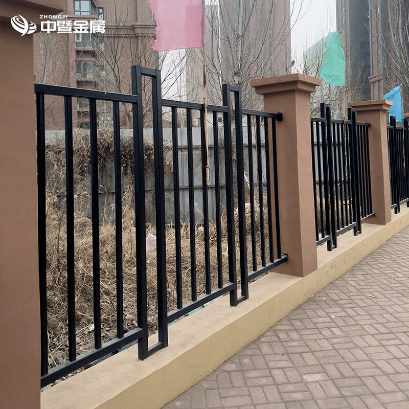 艺 学校小区厂家工厂 围墙锌防护栏杆铁漆氟碳栏杆栏杆围墙栅栏钢