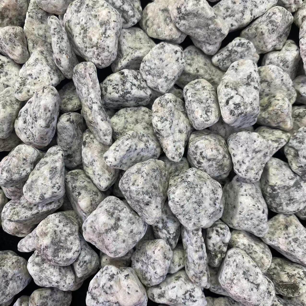 25kg黑色和白色斑点芝麻灰色鹅卵石花岗岩黑色砾石芝麻白色砾石干
