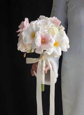 马卡系粉色手捧花彷真花束玫瑰新娘领证结婚花束影楼婚纱摄影道具