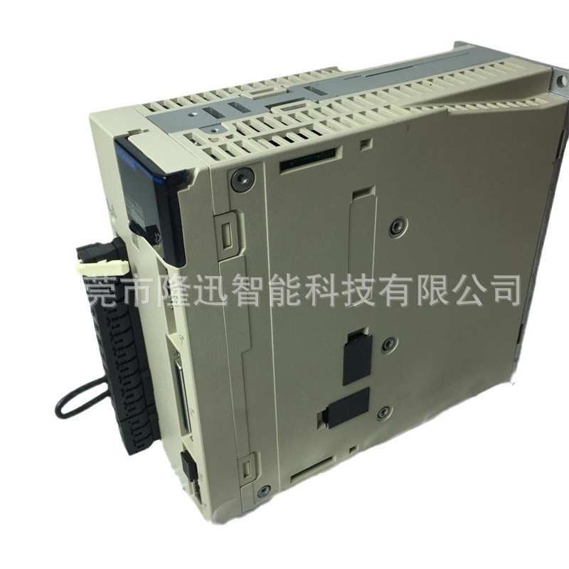 sgd7s 议价川sgd7s全新2r8a00a002安-伺服2r8a10a002 驱动器 -