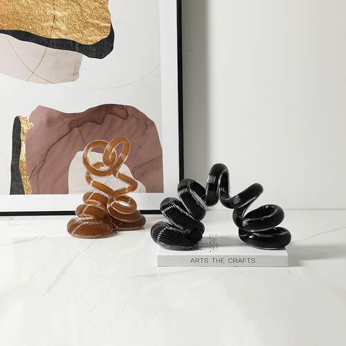 现代简约抽象弹簧玻璃轻奢摆件样板间客厅餐边柜桌面创意软装饰品