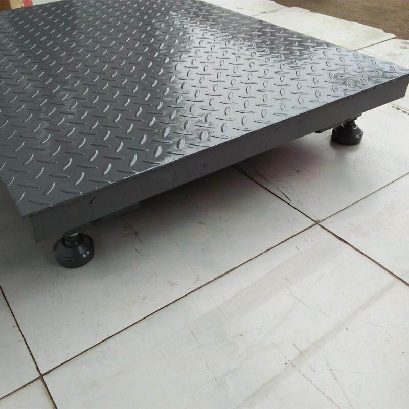 电子秤商用 称重2t 台面1.2*1.2米称量准确 显示稳定 电子秤商用