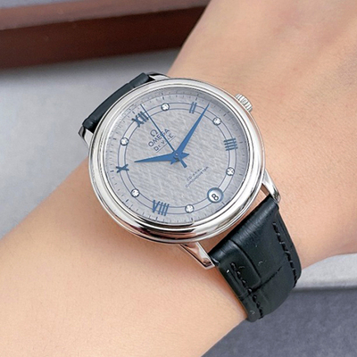 98新公价31300欧米茄女表424.13.33.20.56.002碟飞32.7MM自动机械