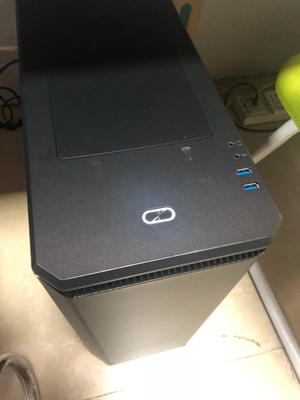 吐槽实情宁美国度的电脑靠谱吗?使用一周死机黑屏了是吗?