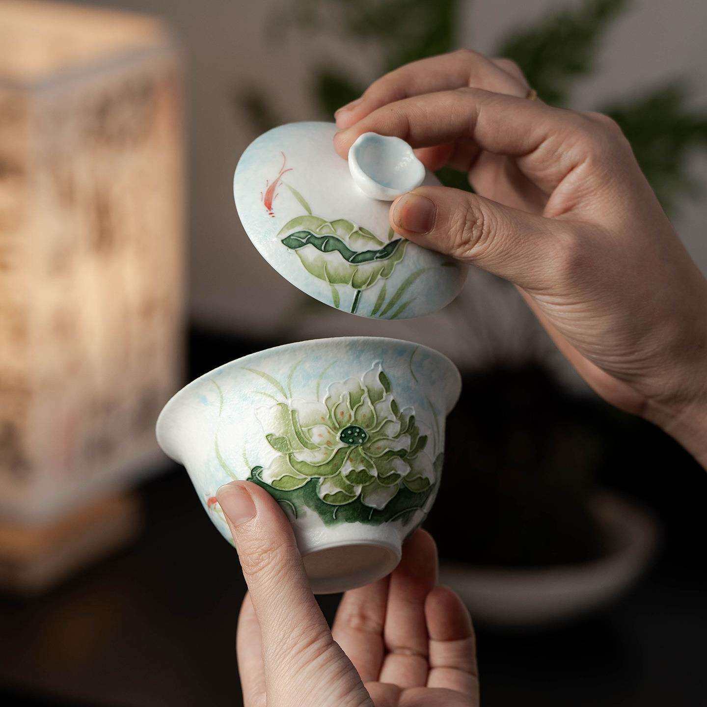 弥言手绘荷花一盖碗二杯茶具套装户外便携式旅行茶具家用盖碗茶杯