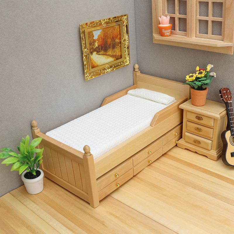 1：12迷你娃娃屋摆件dollhouse家具OB11床仿真木床带抽屉微缩床
