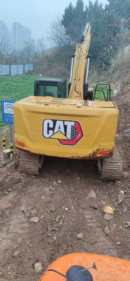 3月7日宜昌某公司委托处置2021年卡特326型履带式液压挖掘机一台（出价即进入倒计时）网络拍卖公告