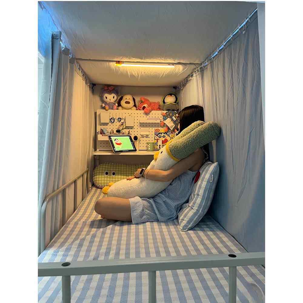 潮宿派洞洞桌天空之城宿舍床上桌折叠学习电脑桌子悬空实木大尺寸