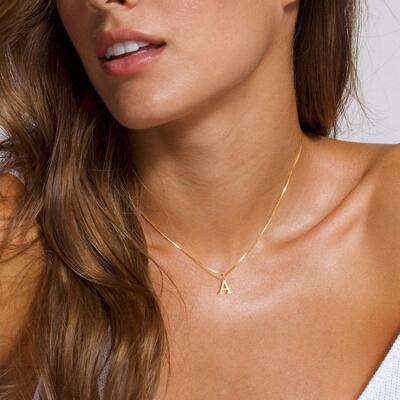 26 English letter necklace 26英文字母项炼盒子炼吊坠锁骨炼