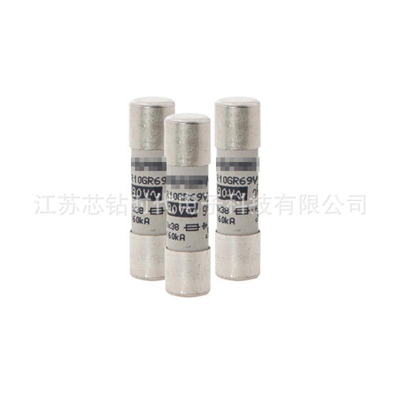 FD200GC150V10TtG087245 FD200GC150V12TtY080429 罗兰熔断器图片