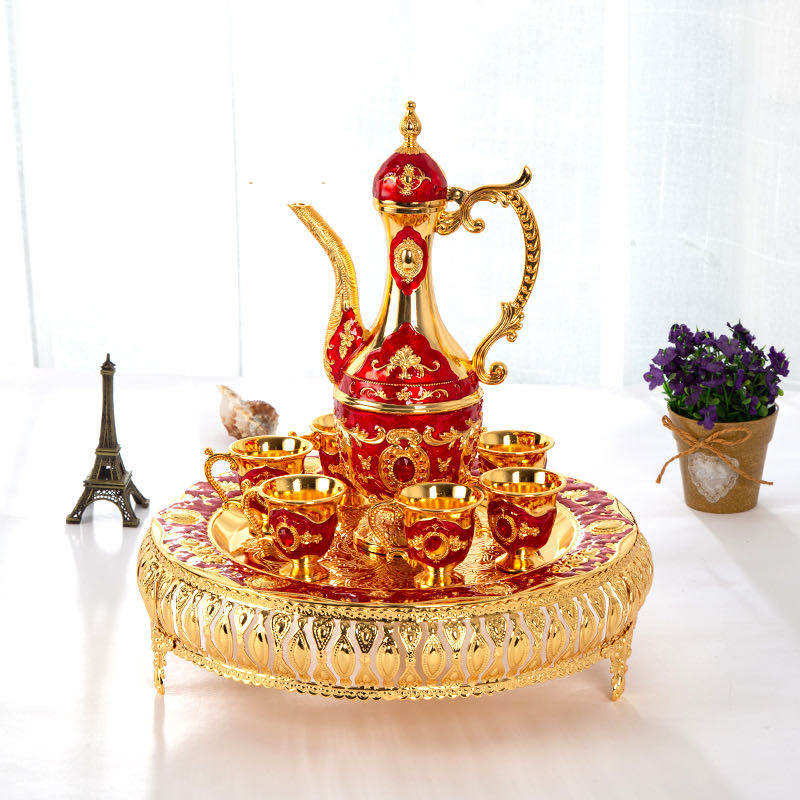 2020新款创意型白酒杯套装家用欧式高盘酒具奢华金属酒具酒壶套装