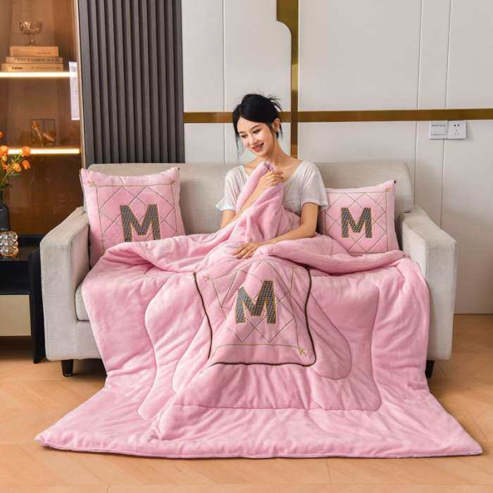 加厚多功能抱枕被子两用牛奶绒毯子靠垫靠枕头被折叠汽车载午睡被,居家布艺,抱枕被,淘宝优惠券,粉丝福利购,淘宝优惠卷