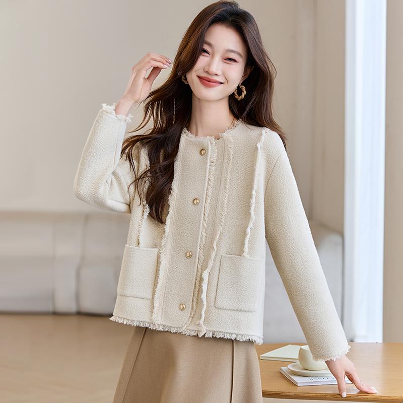 2025春秋新款圆领小香风外套女短款宽松针织开衫高腰时尚流苏上衣