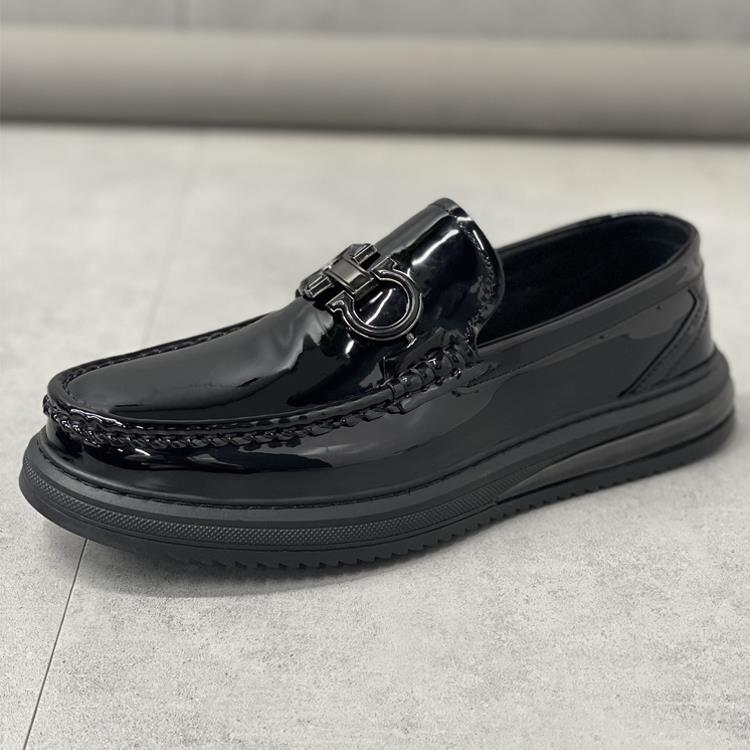 高档新款亮面漆皮豆男韩版潮流休闲皮 鞋鞋英伦厚底增高豆正装鞋