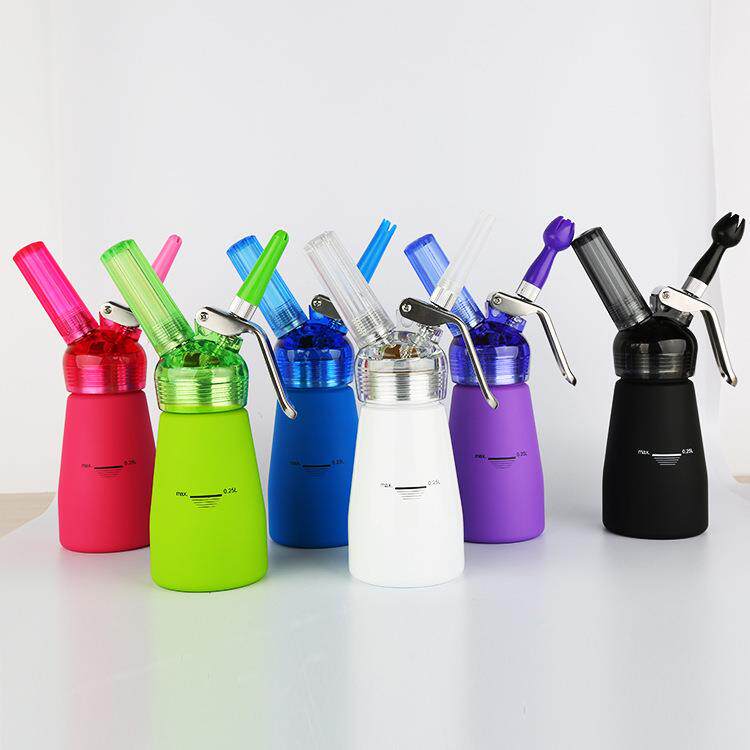 新款直销新款炫彩家用蛋糕店 250ml奶油发泡器打奶器鲜奶发泡器蛋