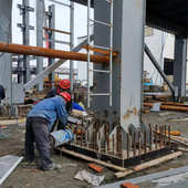 厂家供应微膨胀水泥早强高强抗渗大流动度矿下裂缝注浆膨胀水泥