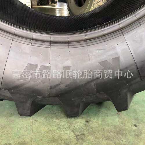 厂家供应全钢农业轮胎520/70R34 R-1人字轮胎