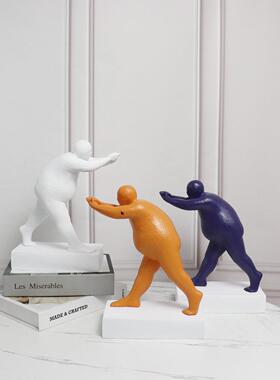 现代简约创意平衡人物雕塑人像摆件样板房售楼处酒柜软装饰品摆设