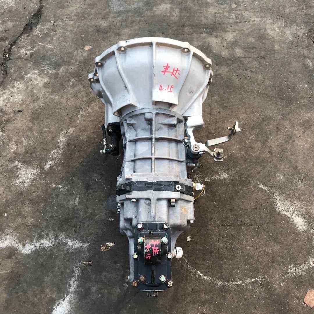 适用江苏九龙大马汽车海格凯歌大海狮4RB2沃尔福4D28变速箱总成