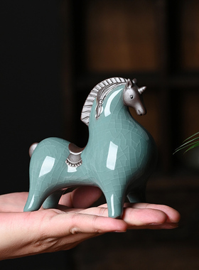 阿政陶瓷唐马摆件小号客厅玄关酒柜桌面装饰品办公桌生肖马摆设纯