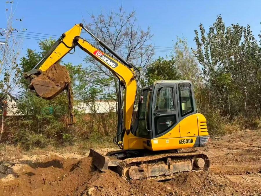 11月29日邢台徐工60挖掘机网络拍卖公告