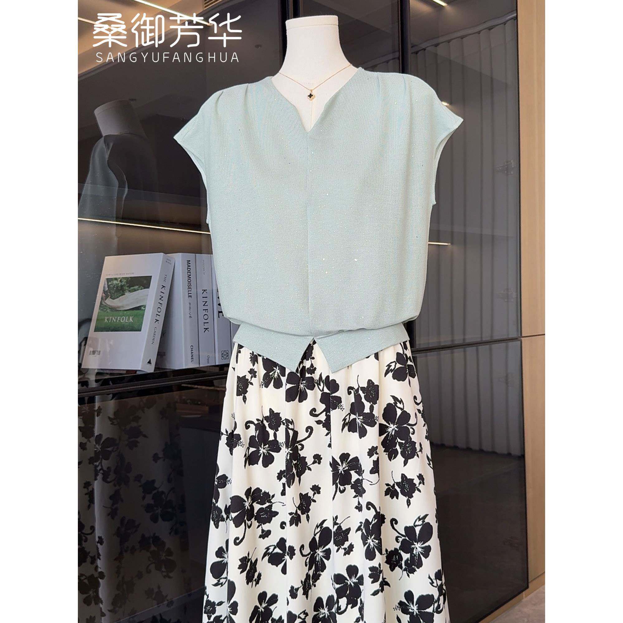 2025新款妈妈夏装套装裙年轻时尚连衣裙中年女士夏季洋气半身裙子
