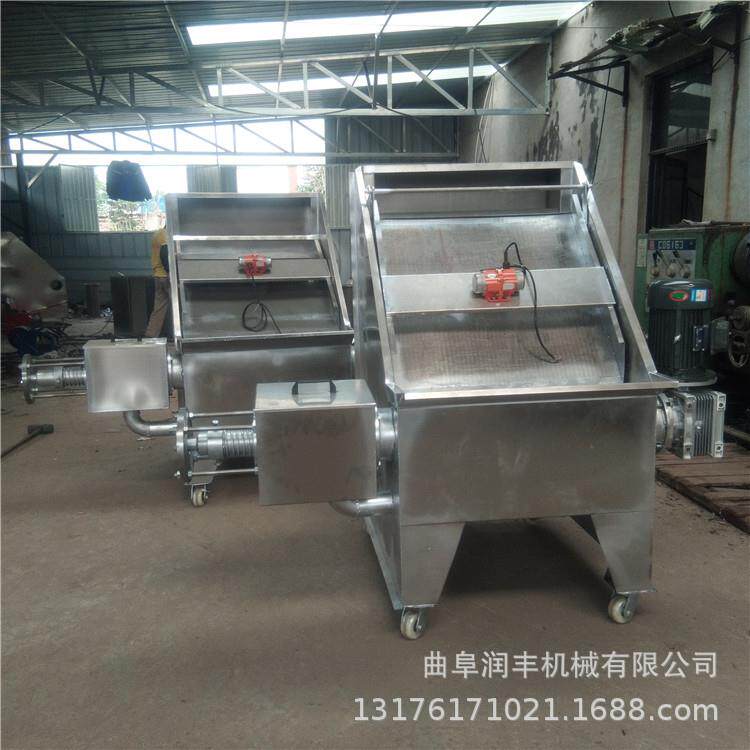 200型牛羊粪便脱水机螺旋压榨固液挤干机养殖场斜筛式猪粪分离机