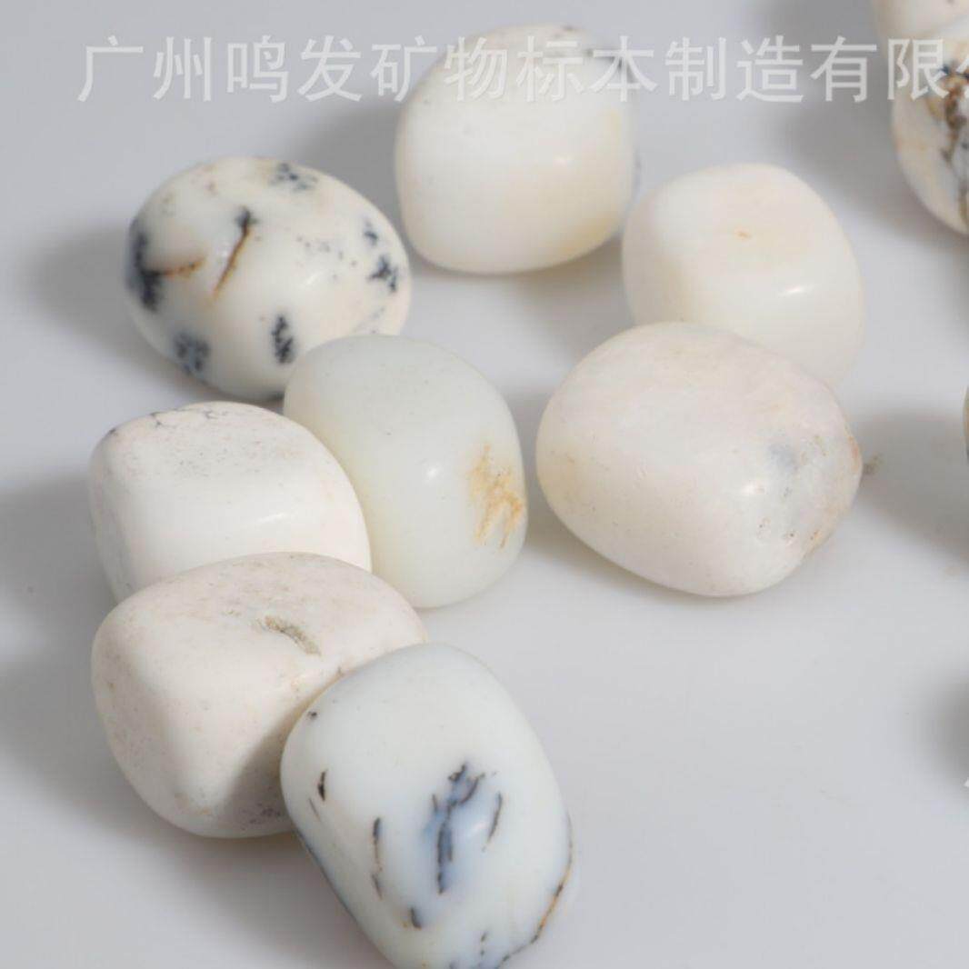 厂家天然蛋白石原石滚石大颗粒不规则碎石白色草花蛋白石水晶摆件