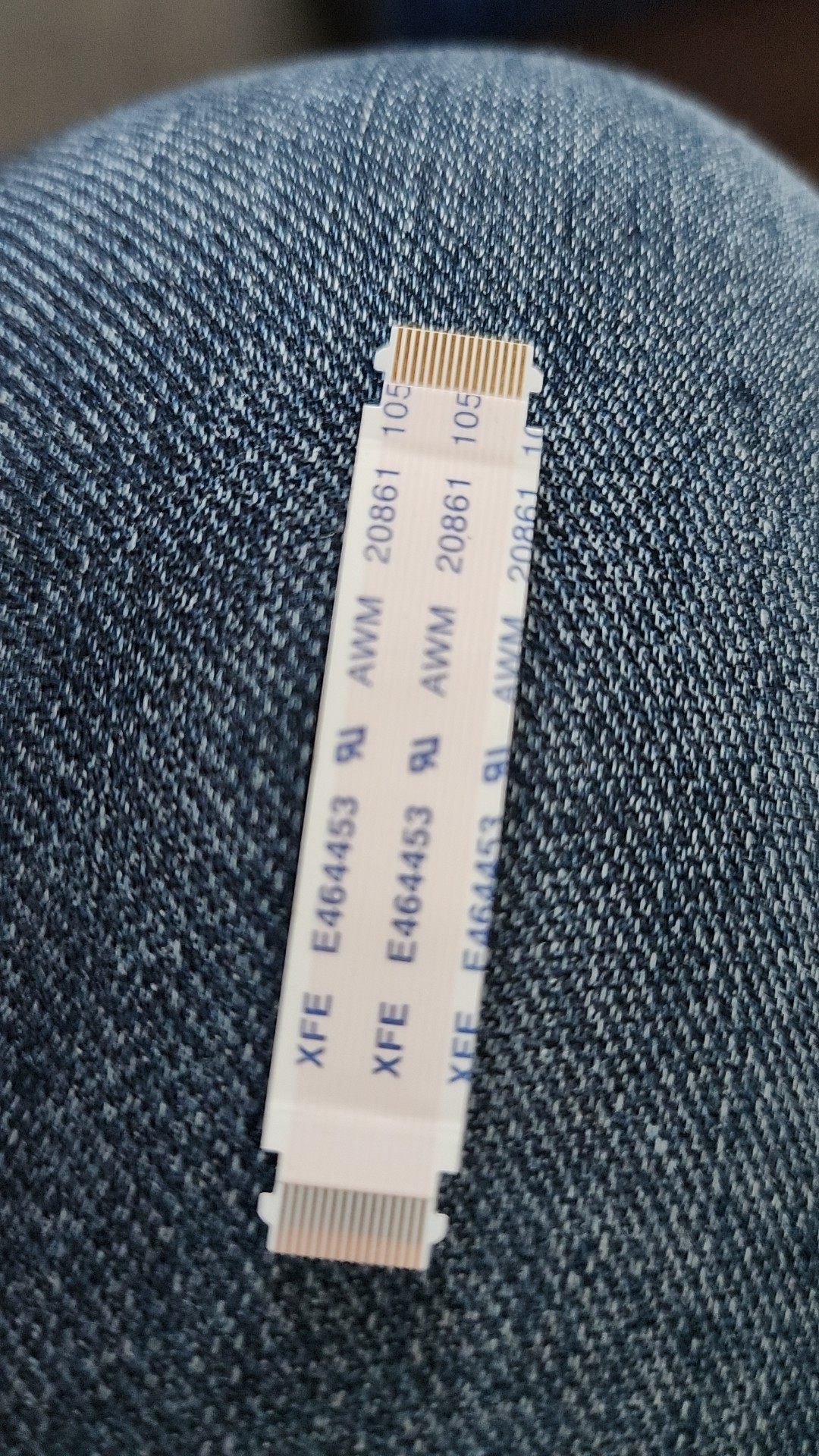 FPC软排线 AWM 20861 150C 1517   8