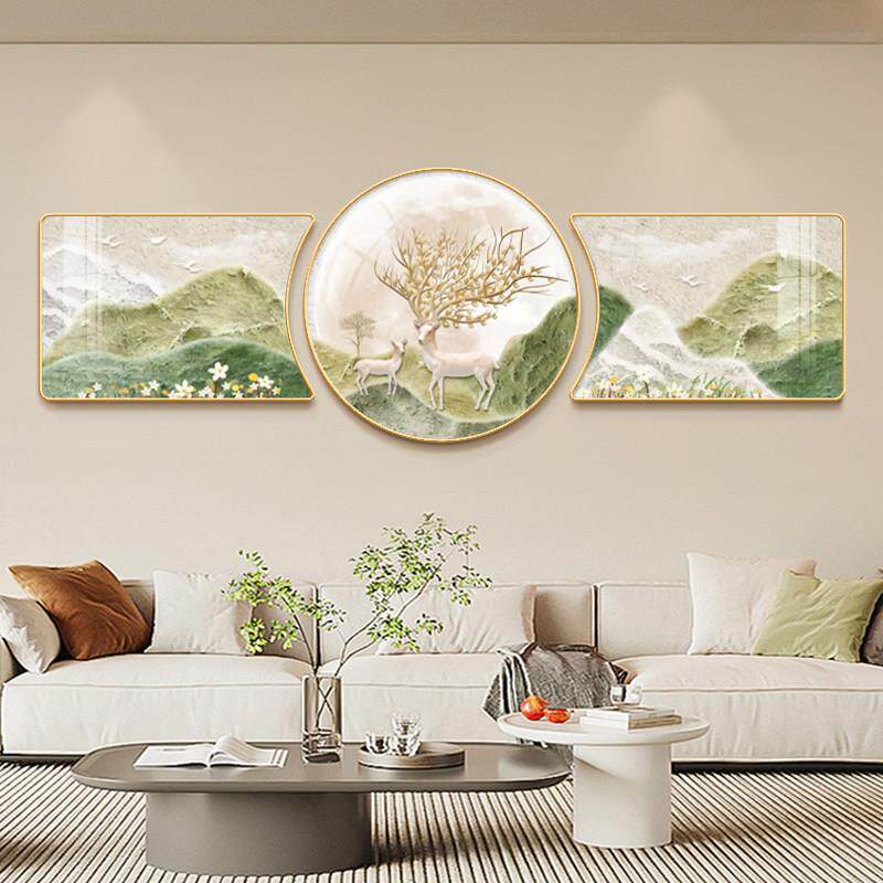 奶油风客厅装饰画背靠金山绿色系肌理感沙发背景墙壁画麋鹿三联画