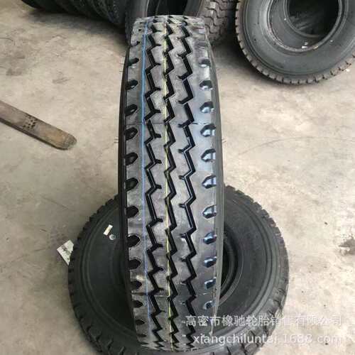 货车轮胎6.50 7.00 8.25R16LT卡车钢丝轮胎 650 700 825R16LT