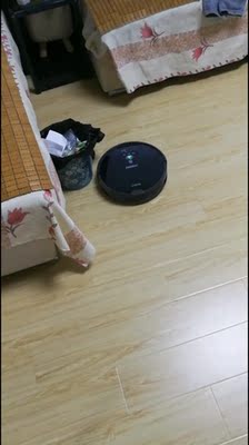 来说下海尔M320C扫地机器人质量好还是科沃斯DF45扫地机器人更好用些？功能上都有什么不同？