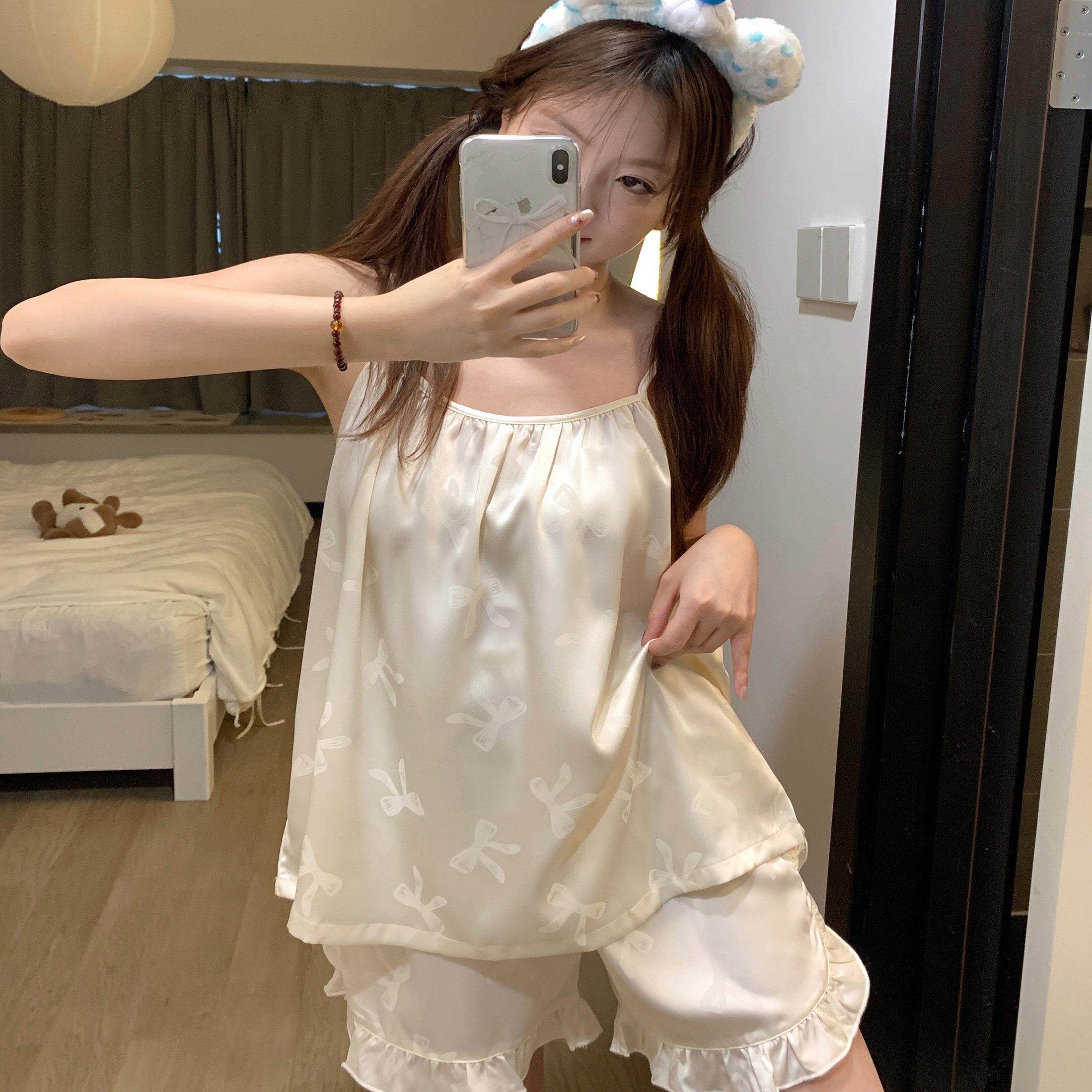 蝴蝶结印花吊带冰丝睡衣女夏季2025新款纯欲少女感夏天家居服套装
