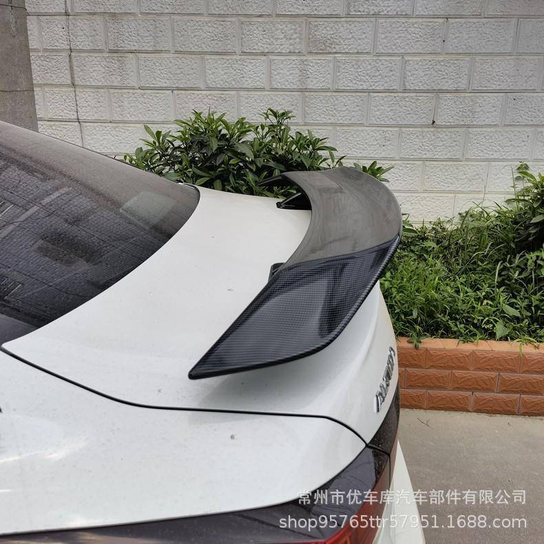 汽车通用尾翼免打孔三厢车通用跑车尾翼定风翼汽车改装尾翼
