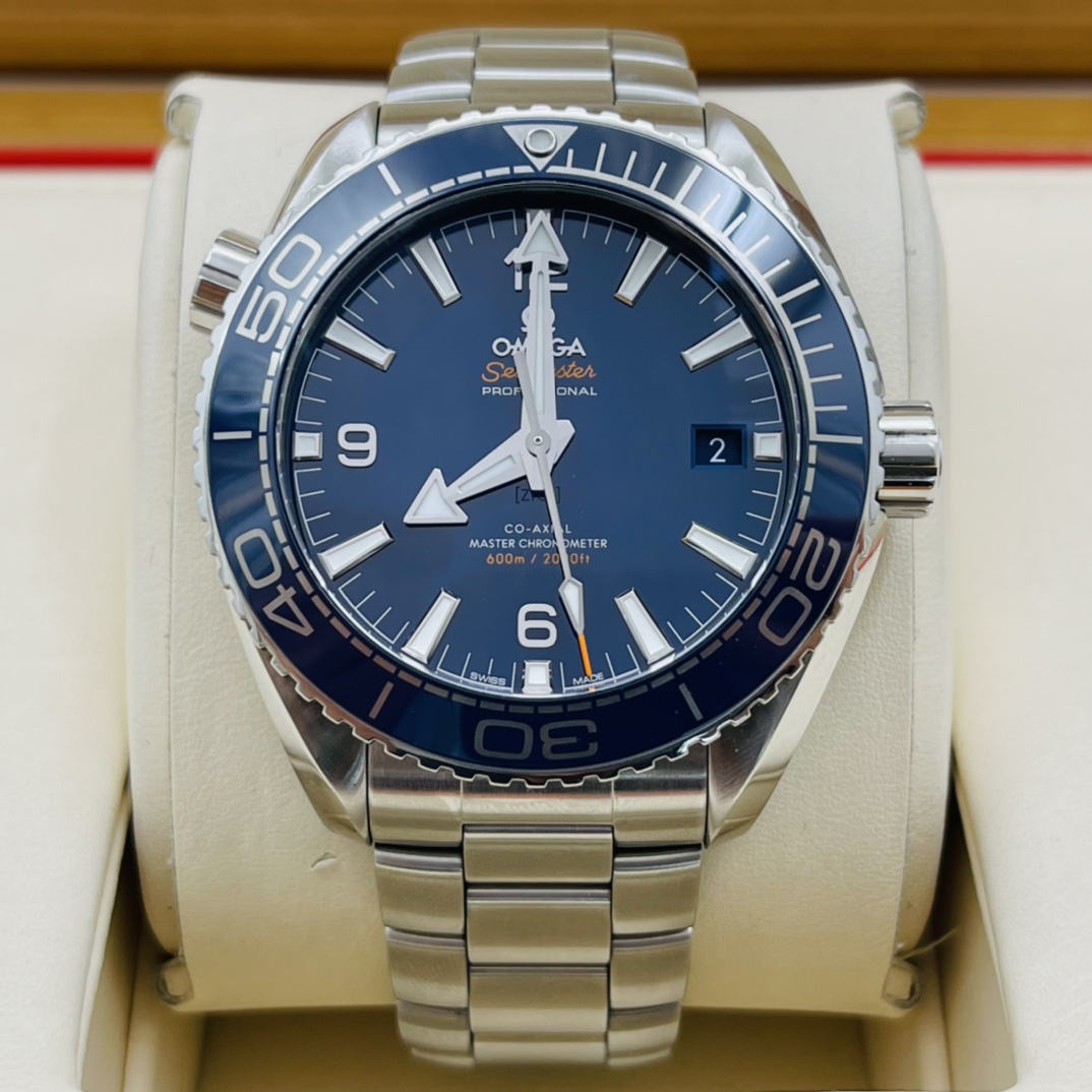 瑞士98新欧米茄43.5mm海马600自动机械男手表215.30.44.21.03.001