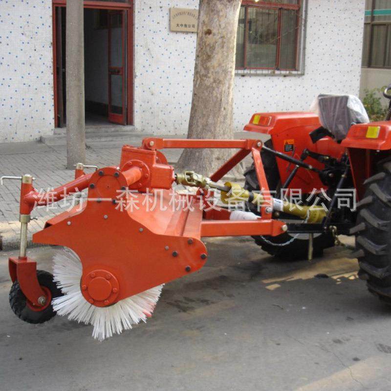 拖式拉机牵扫地机扫雪机乡村道SW路清扫机滚刷式扫路引车