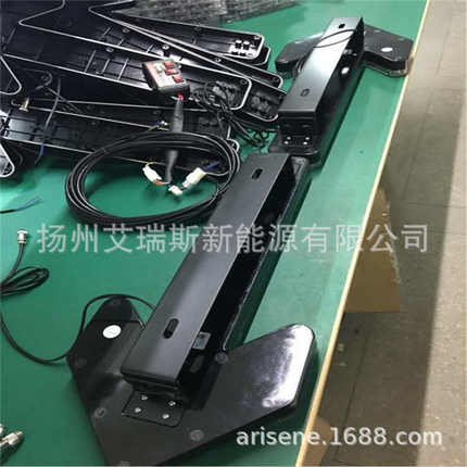 洒水车清扫车箭头灯LED车载导向箭头灯24V诱导灯12VLED箭头指示灯