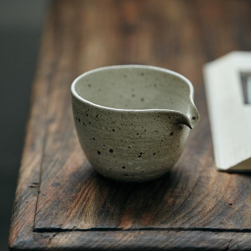 玩物志粗陶公道杯日式分茶器 手工捏制鹰嘴公杯 挂耳咖啡分享杯