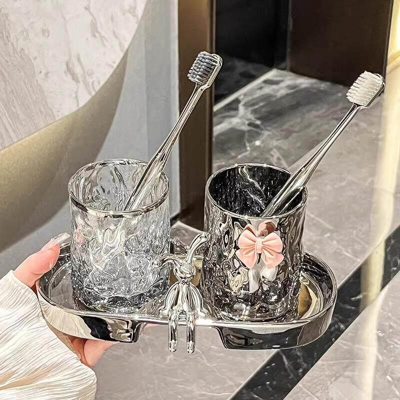 德国高颜值漱口杯玻璃刷牙杯情侣高级感洗漱杯套装轻奢牙杯置物架