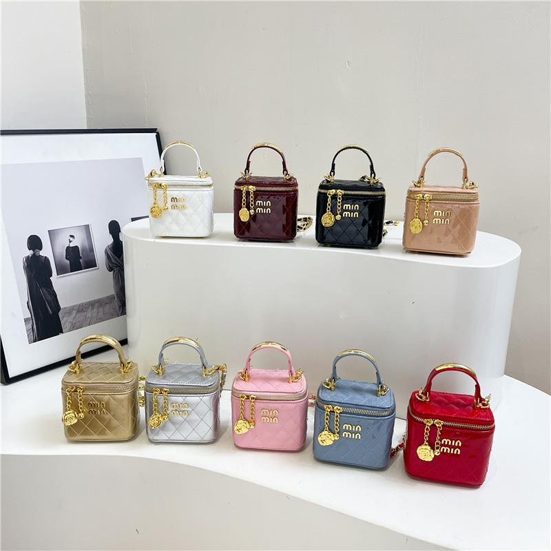 迷你小香风菱格链条盒子包女式2025新款百搭通勤单肩斜挎包化妆包