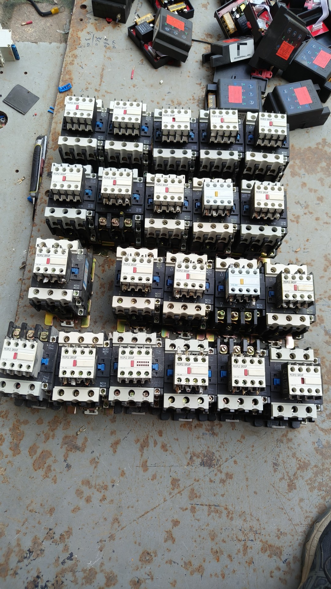 CJX2接触器 6511   6311